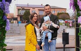 Mieszkańcy Osieka podczas Śniadania Wielkanocnego w Osieku. 
